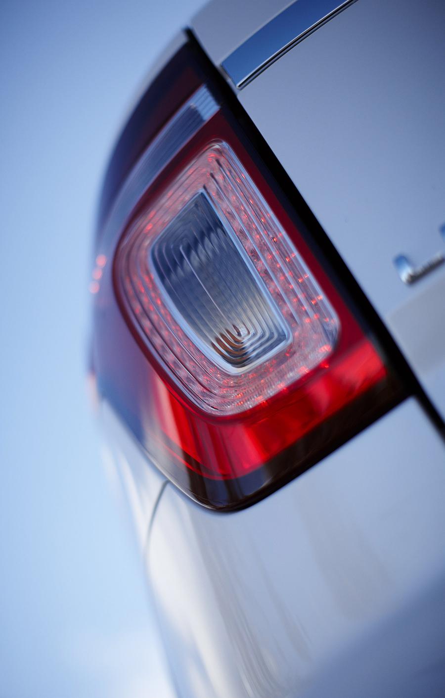  Ford Explorer 2011 года  (фото 69 из 174)